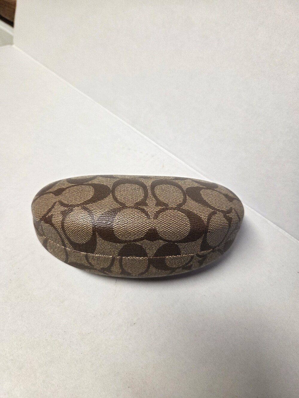 Coach Signature Brown/Tan Monogram Hardbody Clamshell Sunglasses Case